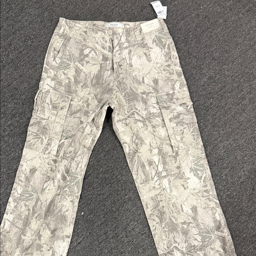 Hollister Cream Wide Leg Pants